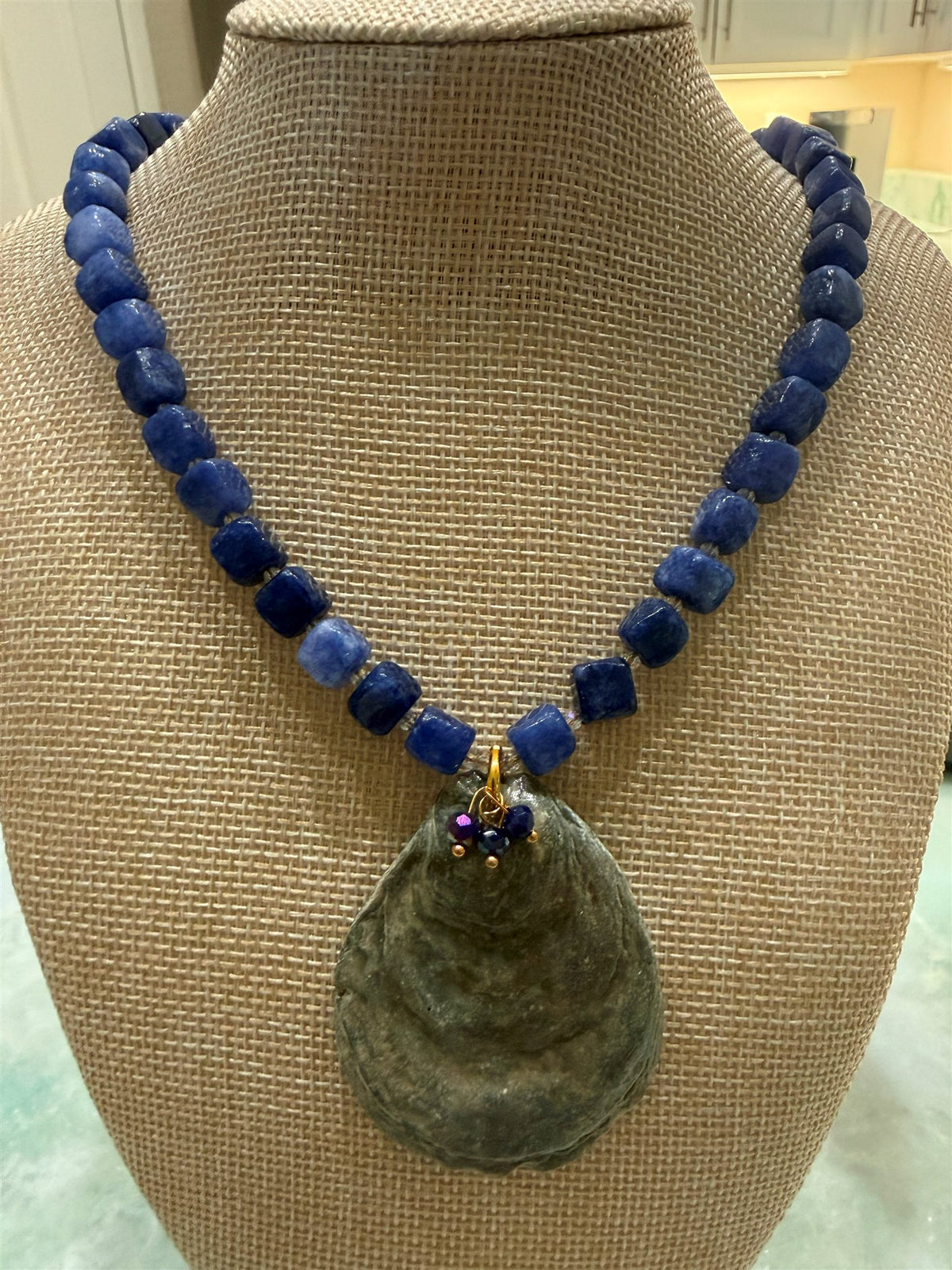 Thetis necklace on a bust form, full view